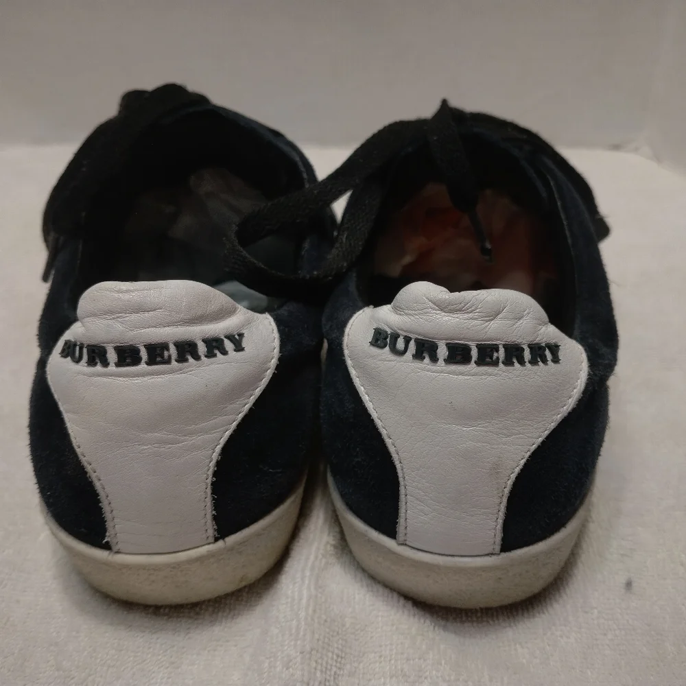 BURBERRY suede Snicker # 8 - Picture 1 of 12